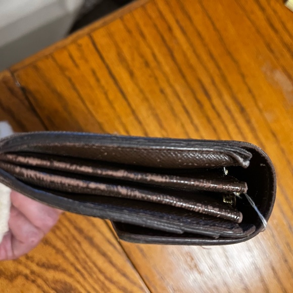 Louis Vuitton Damier Pattern wallet - Picture 8 of 11